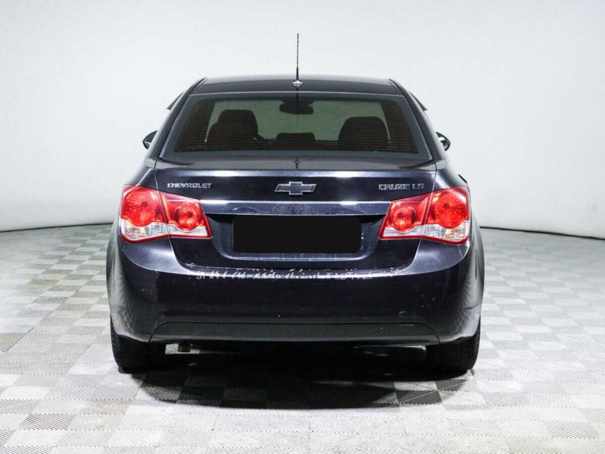 Chevrolet Cruze с пробегом — 2012 год. Фото: #5