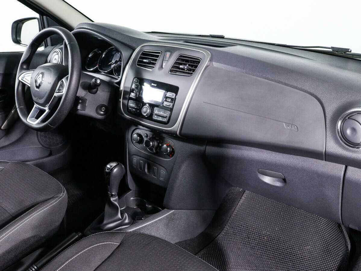 Renault Logan с пробегом — 2022 год. Фото: #6