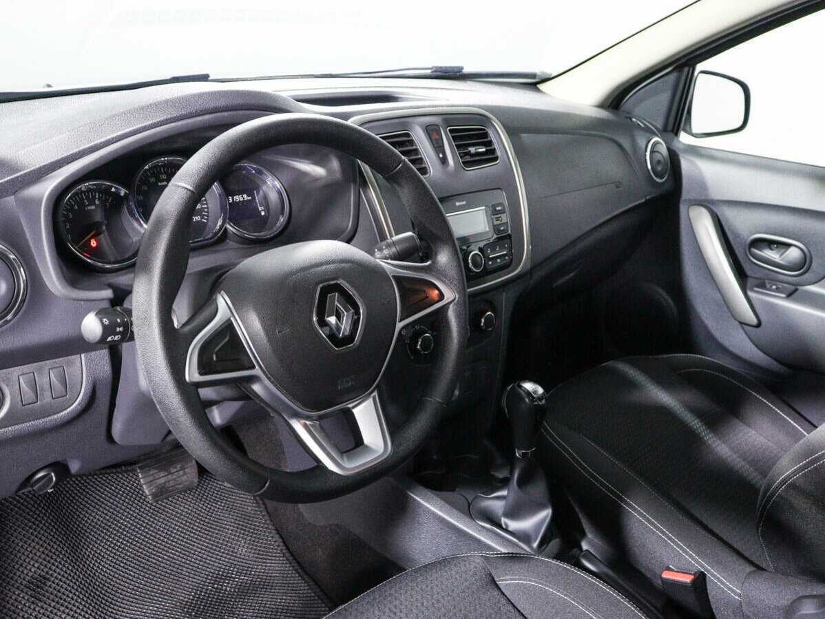 Renault Logan с пробегом — 2022 год. Фото: #11
