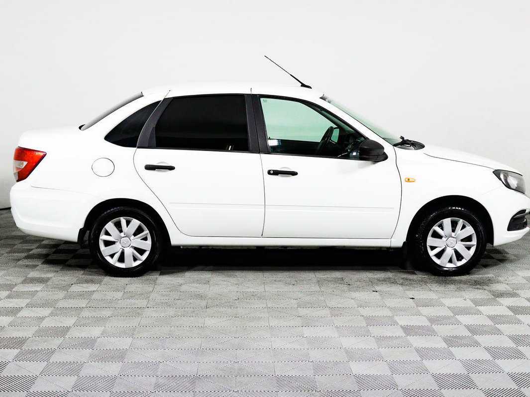 Купить Лада (ВАЗ) Гранта, 2019, 117 336 км.. Фото: #3