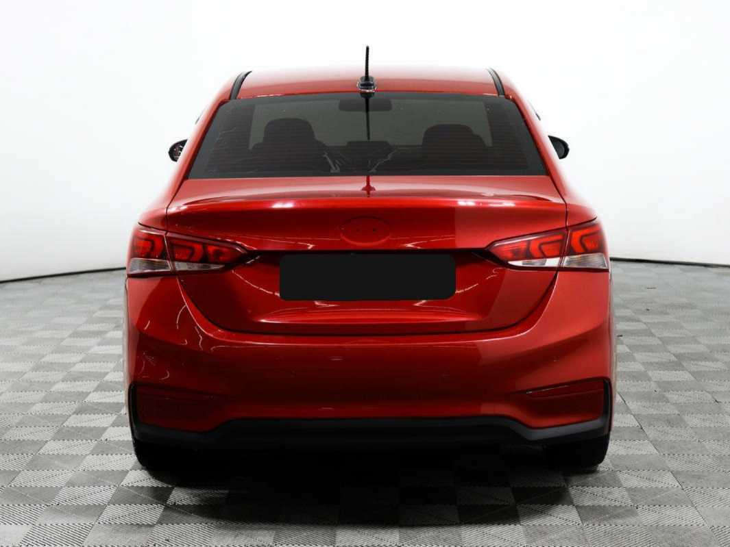 Hyundai Solaris с пробегом — 2017 год. Фото: #5