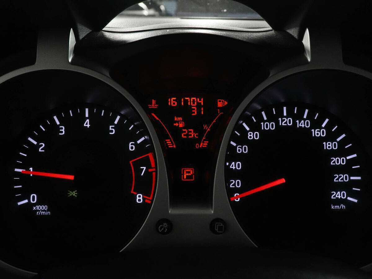 Nissan Juke с пробегом — 2012 год. Фото: #10