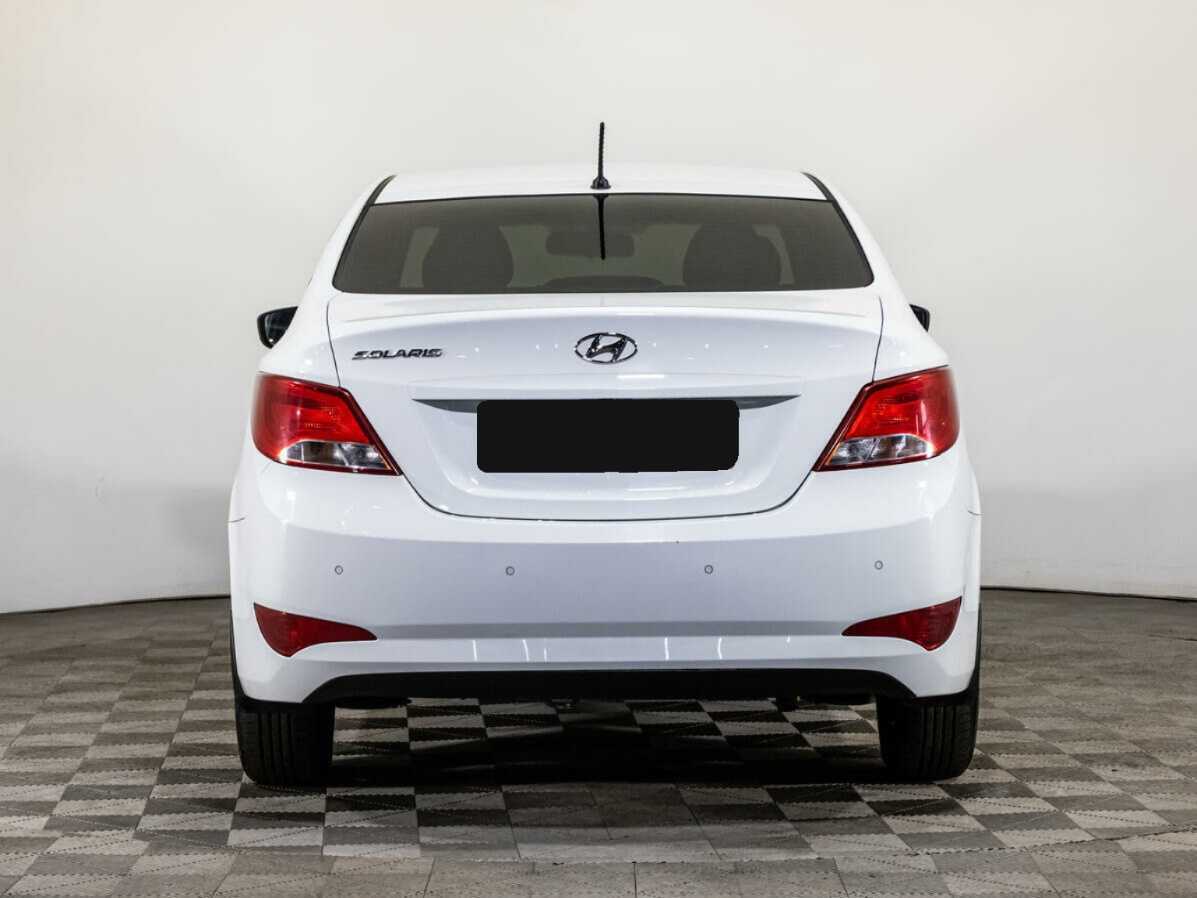 Hyundai Solaris с пробегом — 2016 год. Фото: #5