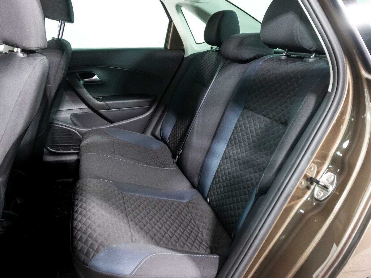 Volkswagen Polo с пробегом — 2019 год. Фото: #9