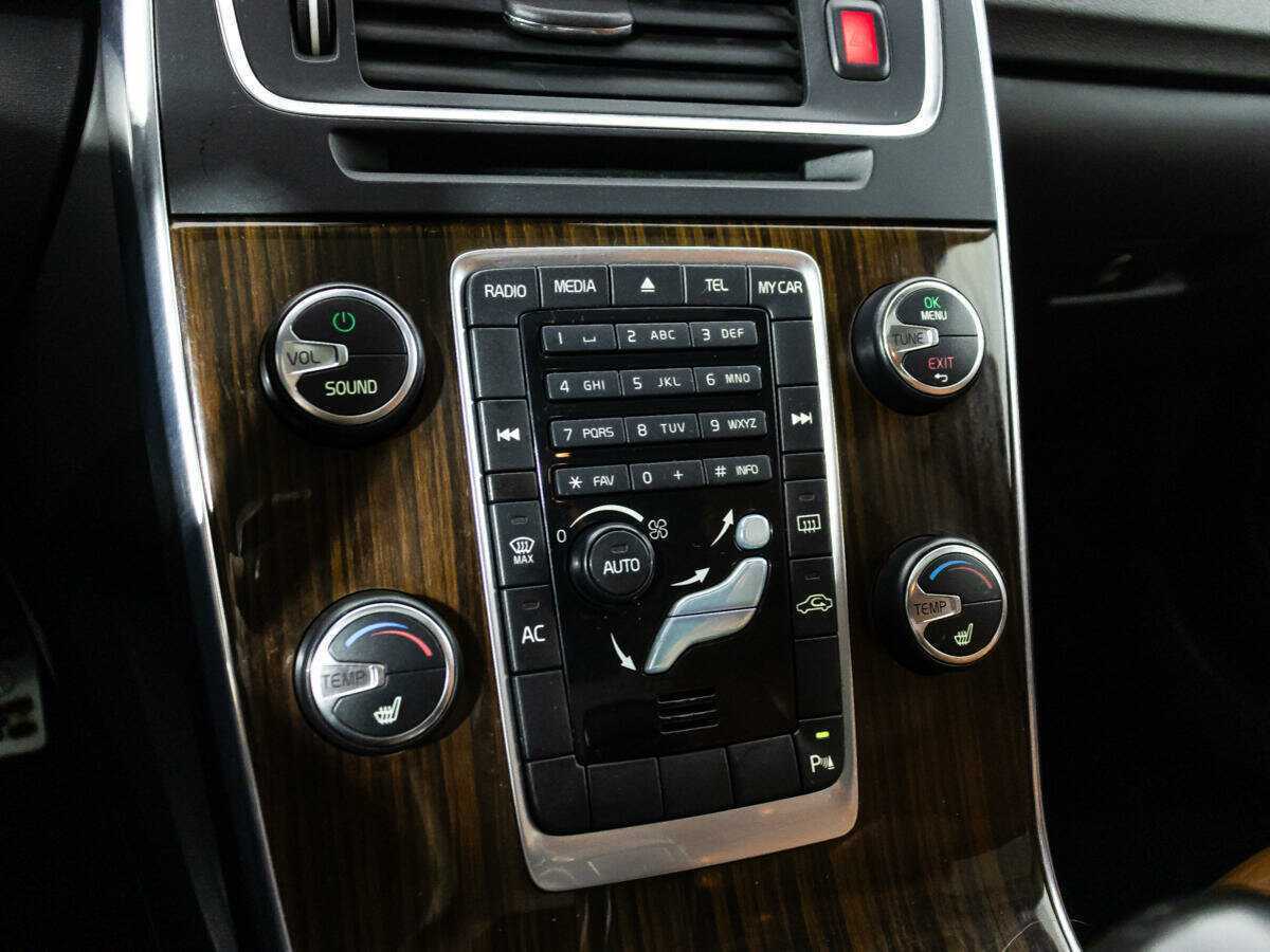 Volvo S60 с пробегом — 2012 год. Фото: #16