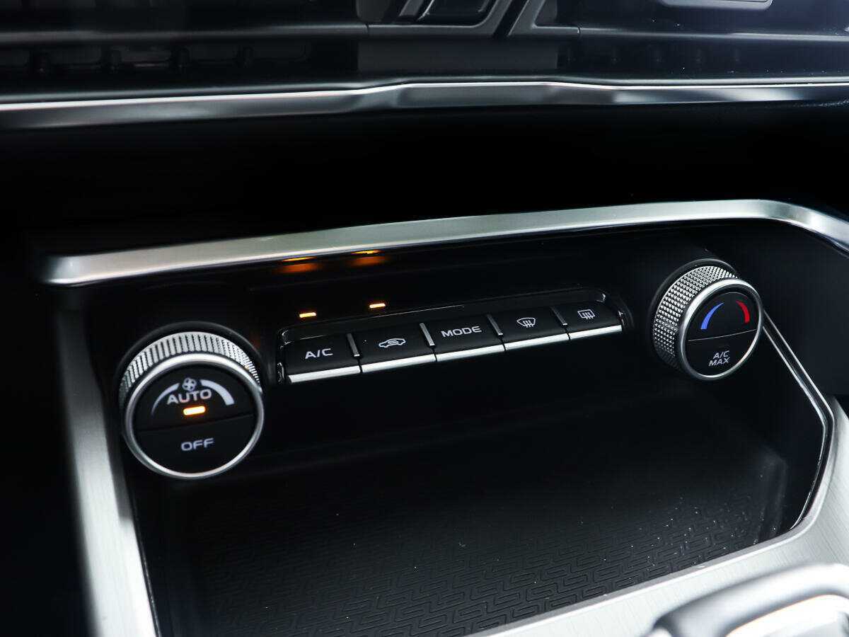 Geely Coolray с пробегом — 2021 год. Фото: #18