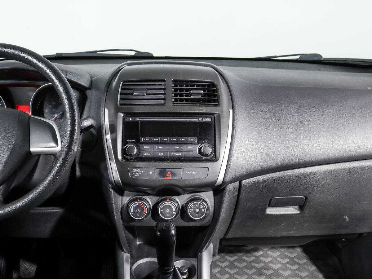 Mitsubishi ASX с пробегом — 2014 год. Фото: #12