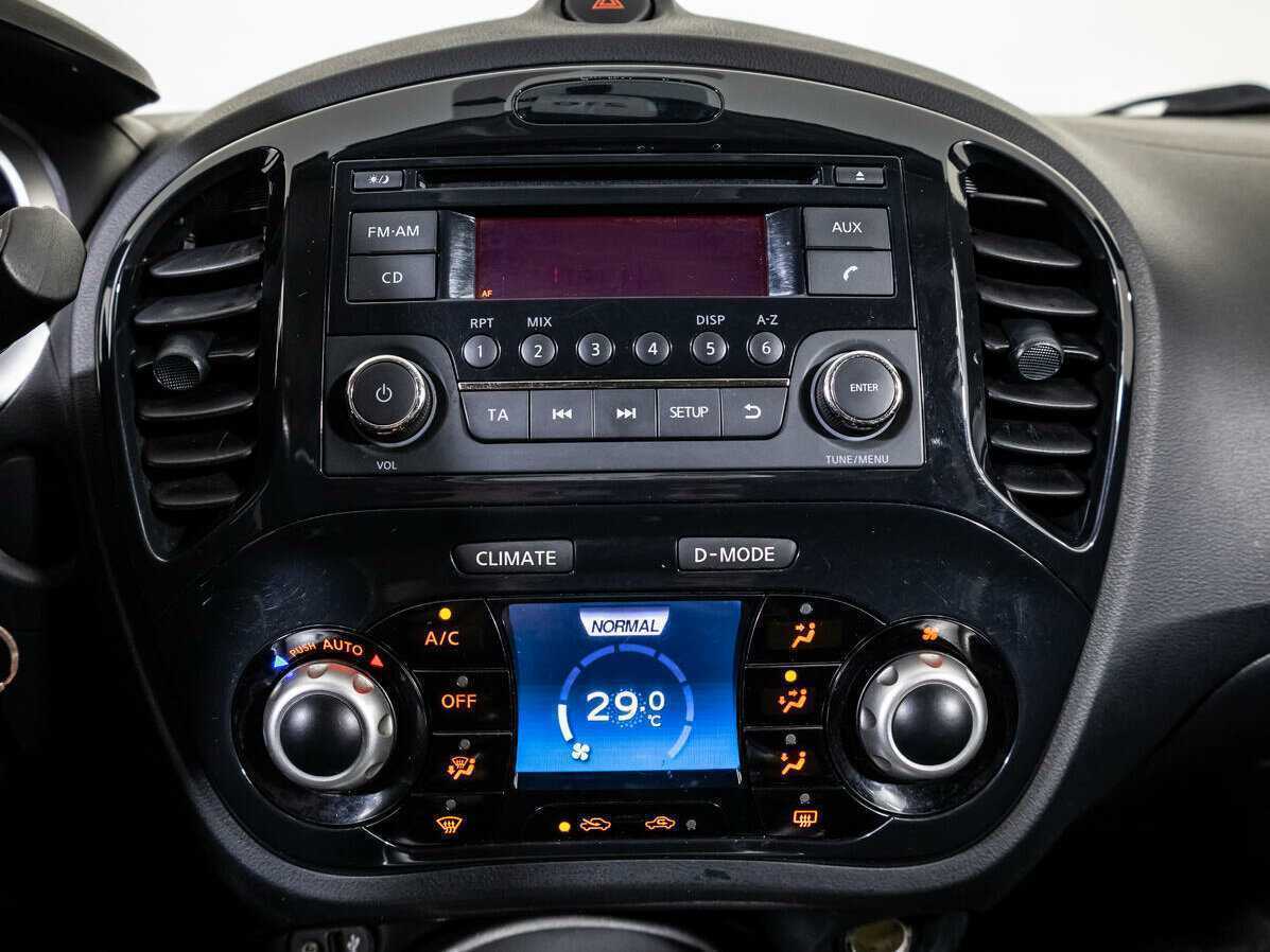 Nissan Juke с пробегом — 2012 год. Фото: #12