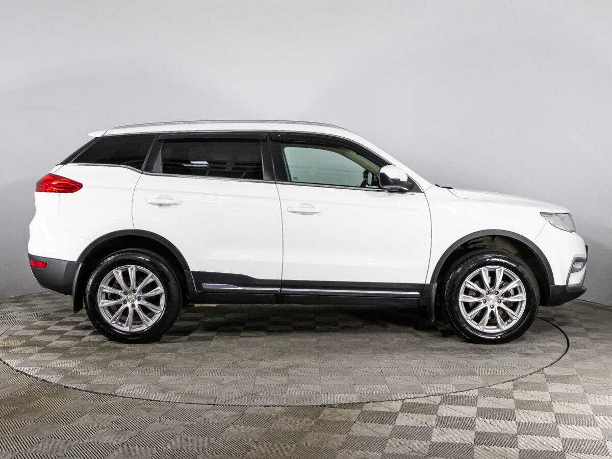 Geely Atlas с пробегом — 2019 год. Фото: #3