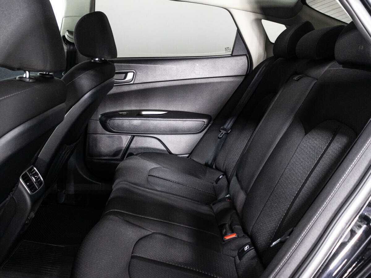 Kia Optima с пробегом — 2019 год. Фото: #9