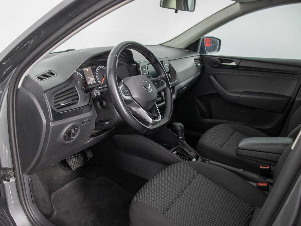 Volkswagen Polo с пробегом — 2020 год. Фото: #9