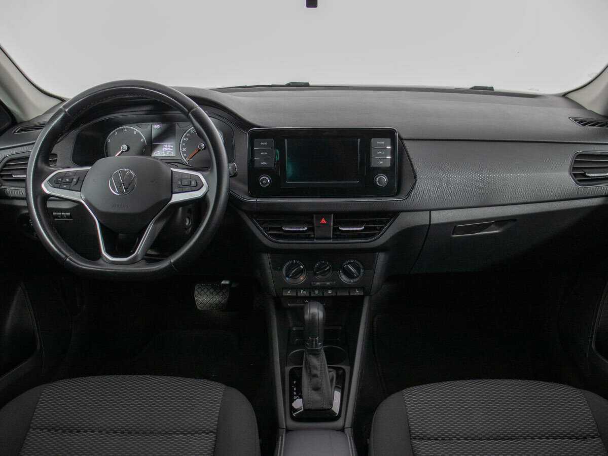 Volkswagen Polo с пробегом — 2020 год. Фото: #12