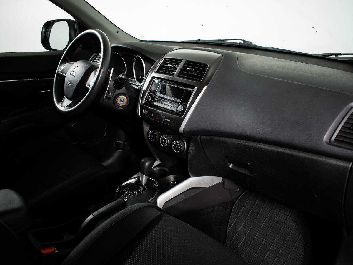 Mitsubishi ASX с пробегом — 2013 год. Фото: #8