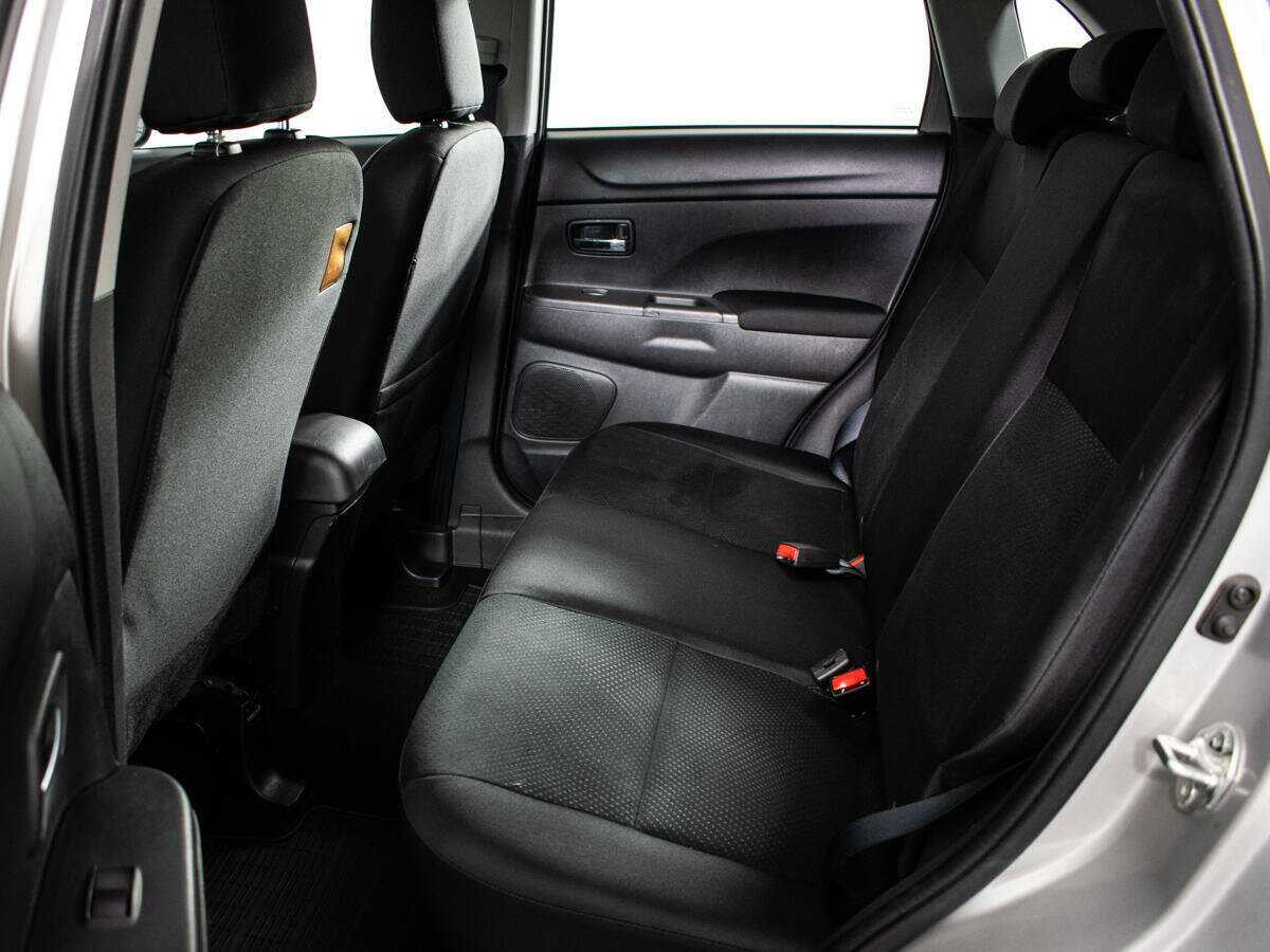 Mitsubishi ASX с пробегом — 2013 год. Фото: #9