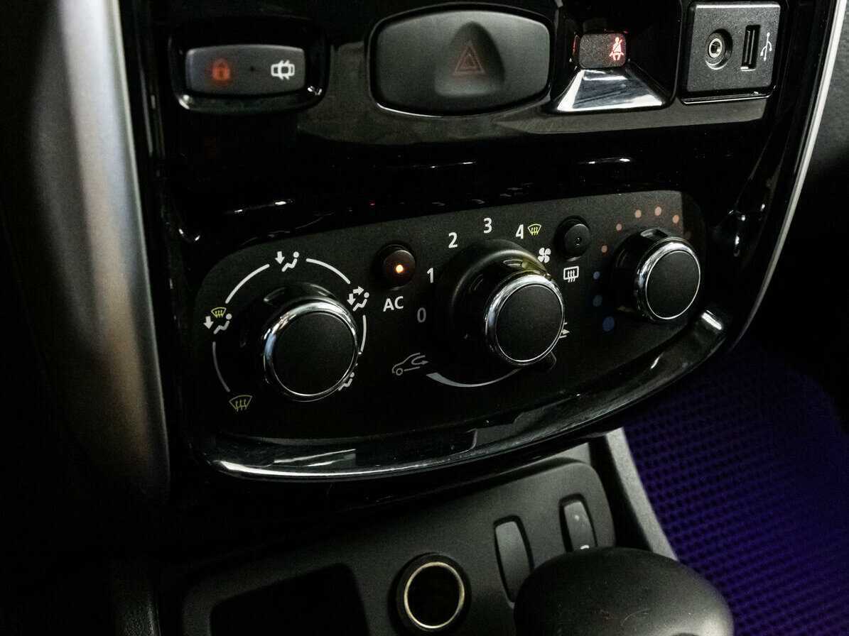 Nissan Terrano с пробегом — 2015 год. Фото: #12