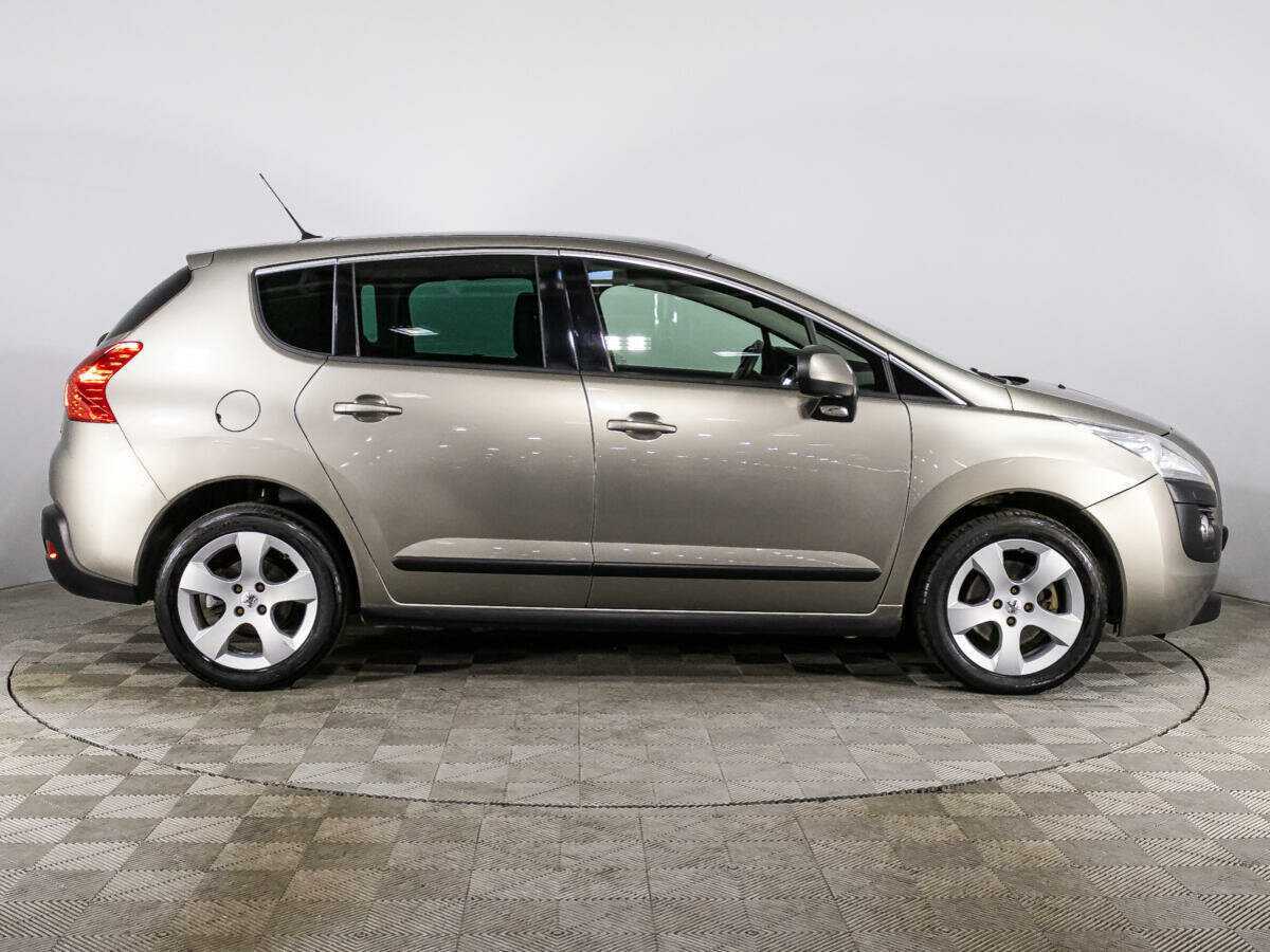 Peugeot 3008 с пробегом — 2013 год. Фото: #3