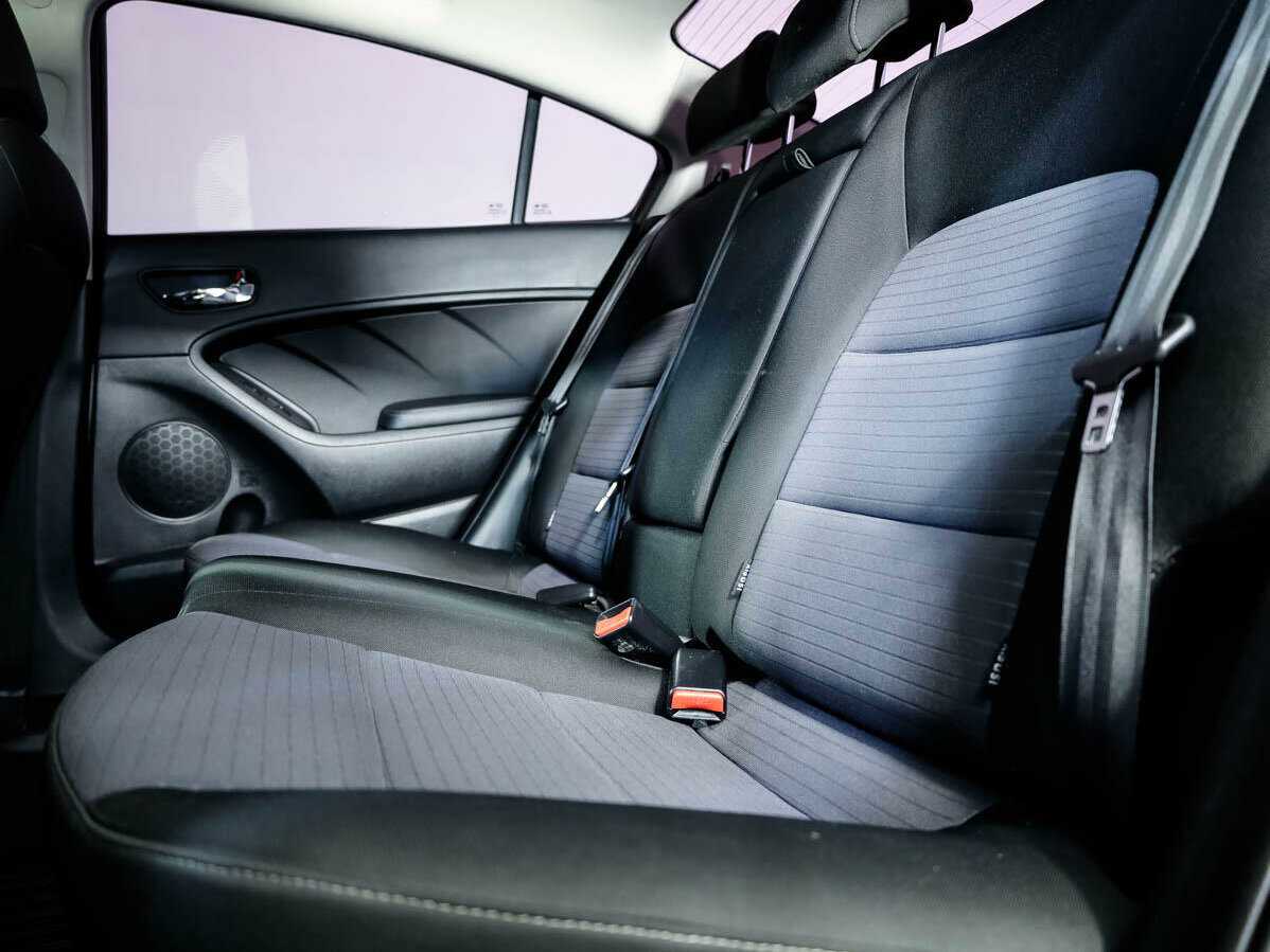 Kia Cerato с пробегом — 2018 год. Фото: #12