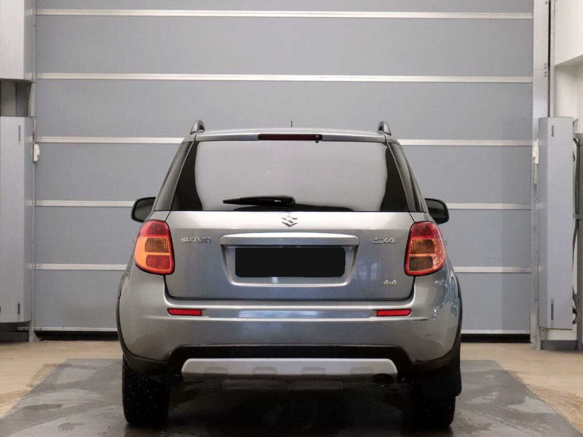 Suzuki SX4 с пробегом — 2012 год. Фото: #4