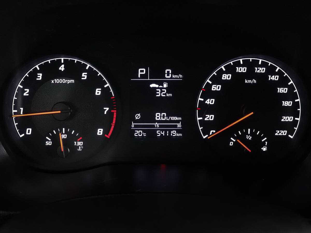 Hyundai Solaris с пробегом — 2021 год. Фото: #9