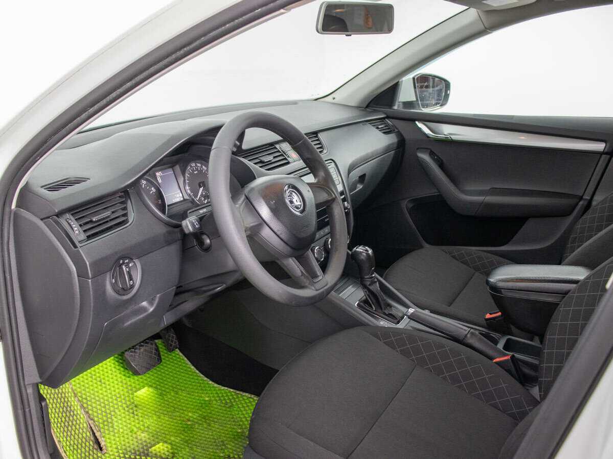 Skoda Octavia с пробегом — 2018 год. Фото: #9