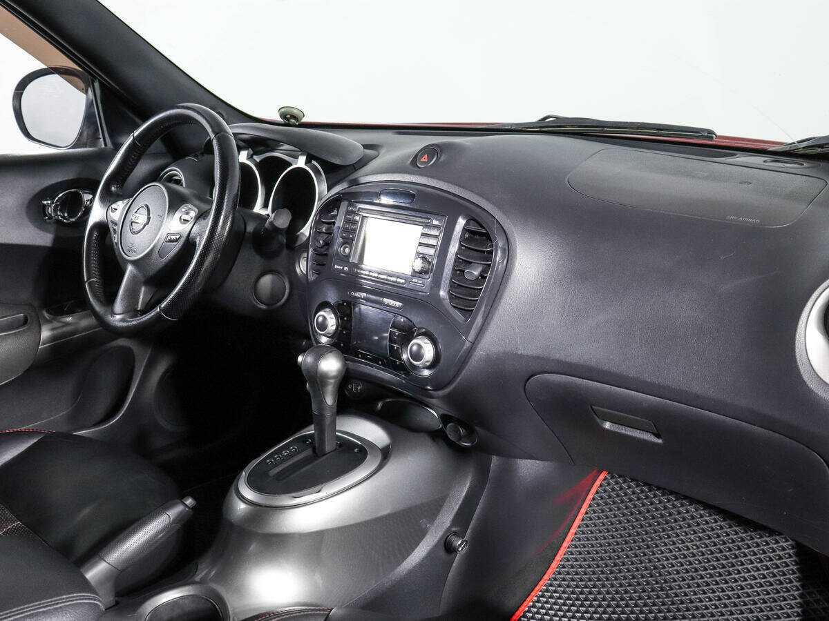 Nissan Juke с пробегом — 2012 год. Фото: #8