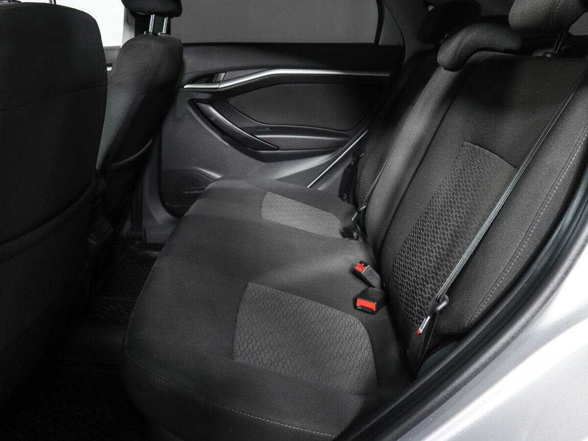 Lada (ВАЗ) Vesta с пробегом — 2019 год. Фото: #7