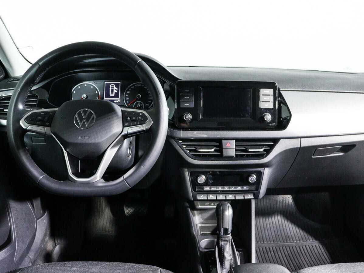 Volkswagen Polo с пробегом — 2021 год. Фото: #9