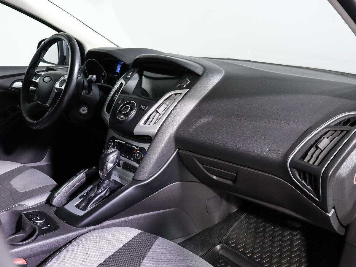 Ford Focus с пробегом — 2013 год. Фото: #7