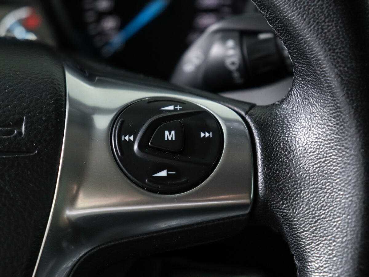 Ford Focus с пробегом — 2013 год. Фото: #14