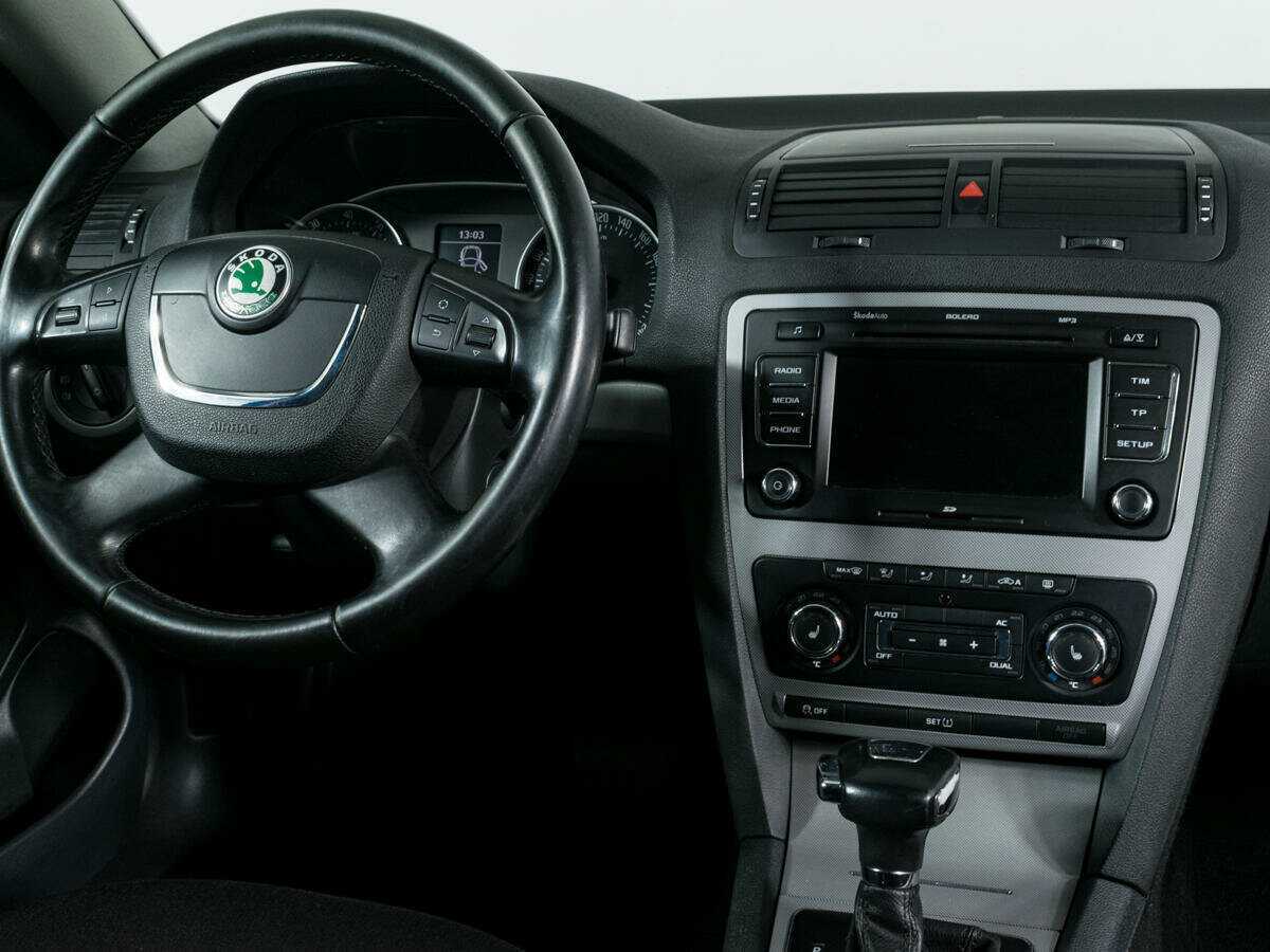 Skoda Octavia с пробегом — 2012 год. Фото: #10