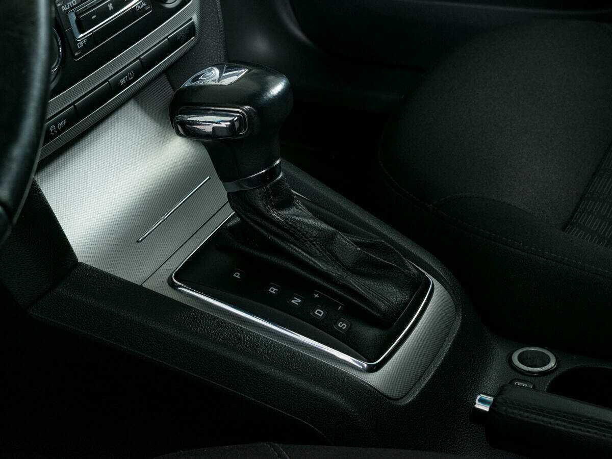 Skoda Octavia с пробегом — 2012 год. Фото: #15