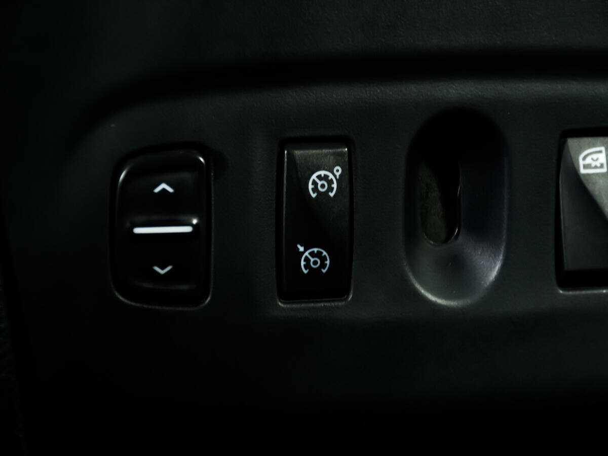 Renault Logan с пробегом — 2014 год. Фото: #13