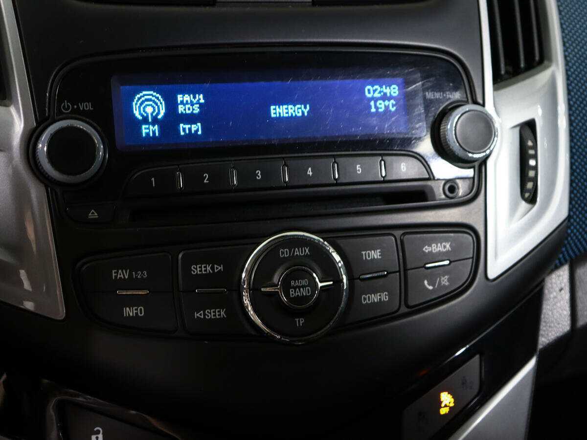 Chevrolet Cruze с пробегом — 2013 год. Фото: #15