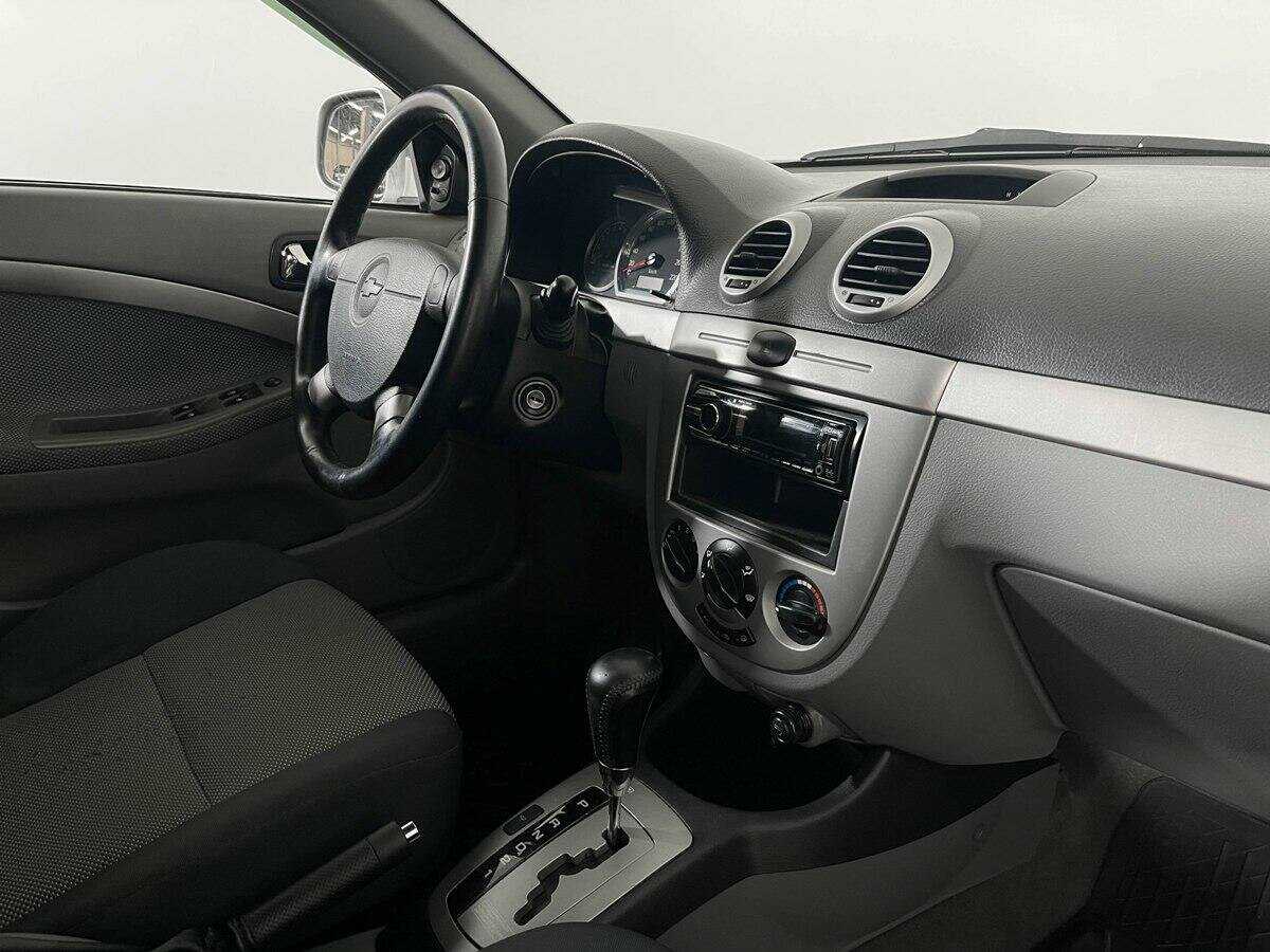 Chevrolet Lacetti с пробегом — 2012 год. Фото: #7