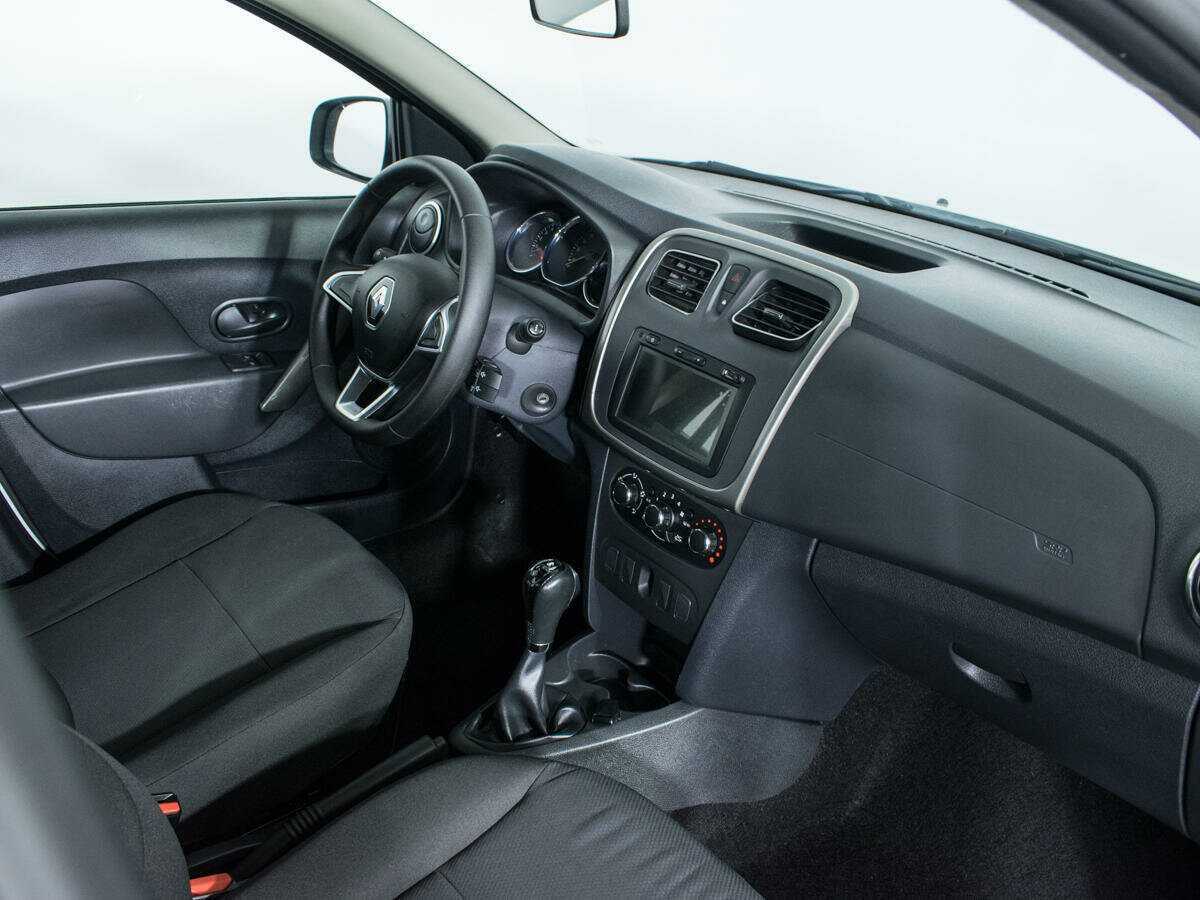 Renault Logan с пробегом — 2019 год. Фото: #6