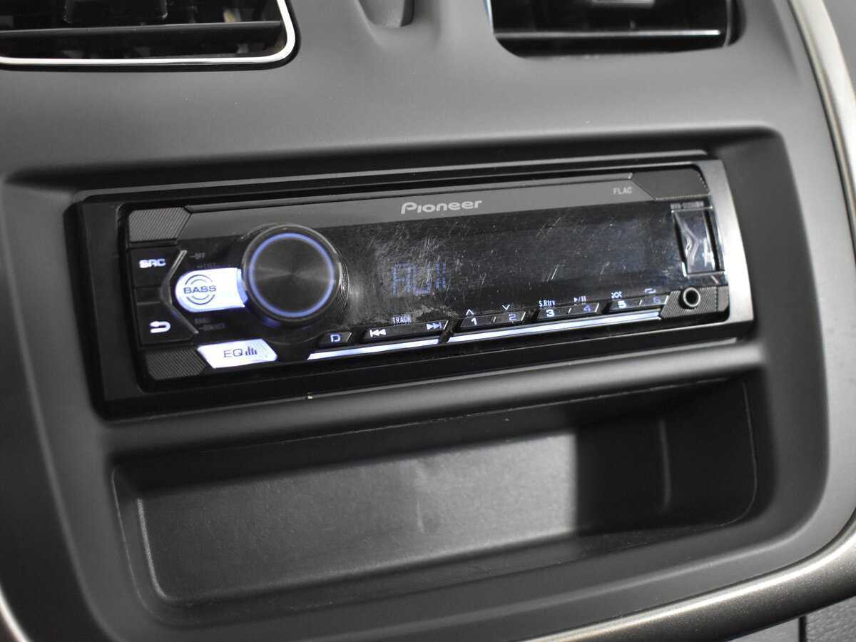 Renault Logan с пробегом — 2020 год. Фото: #14