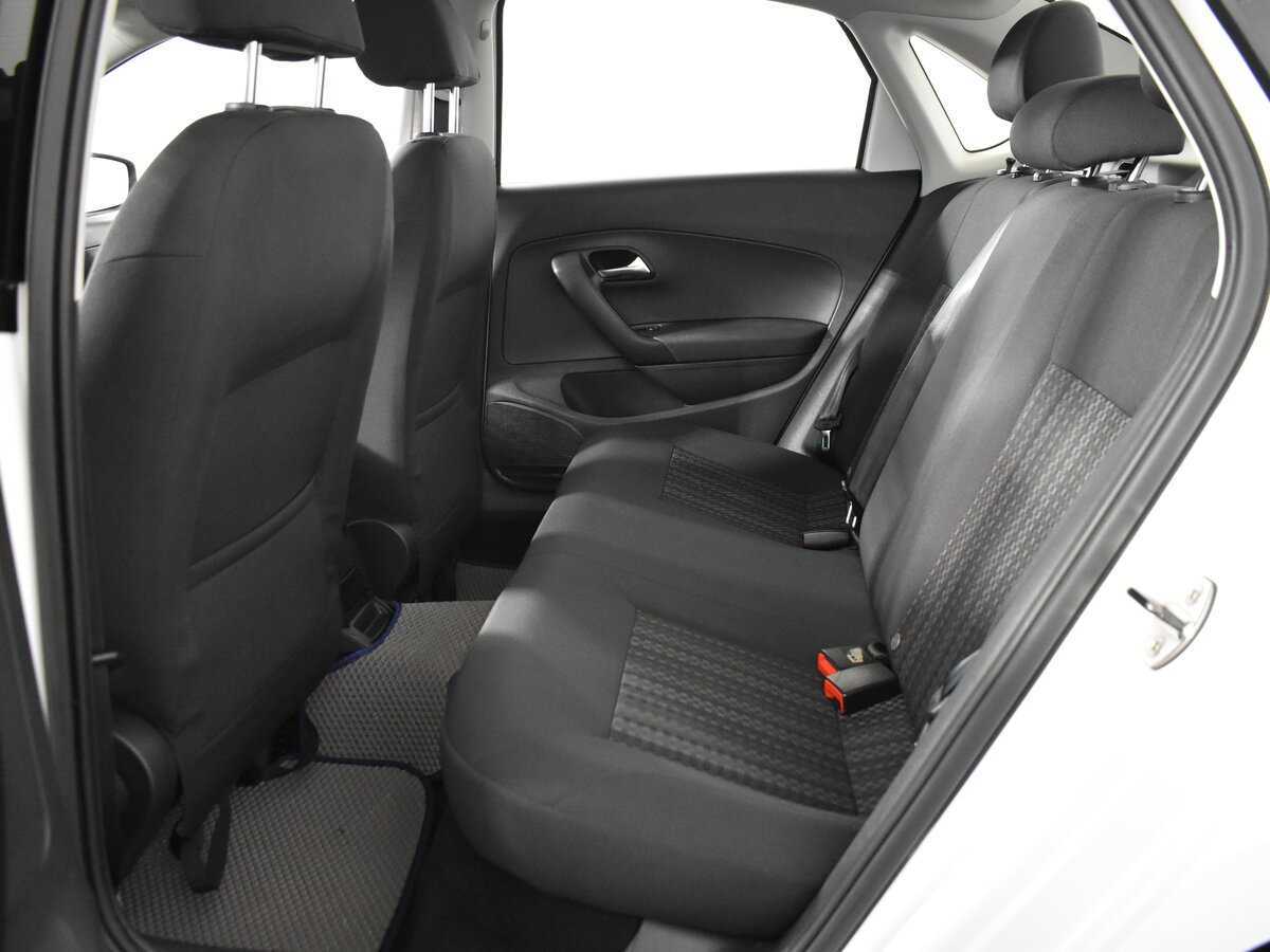 Volkswagen Polo с пробегом — 2019 год. Фото: #6