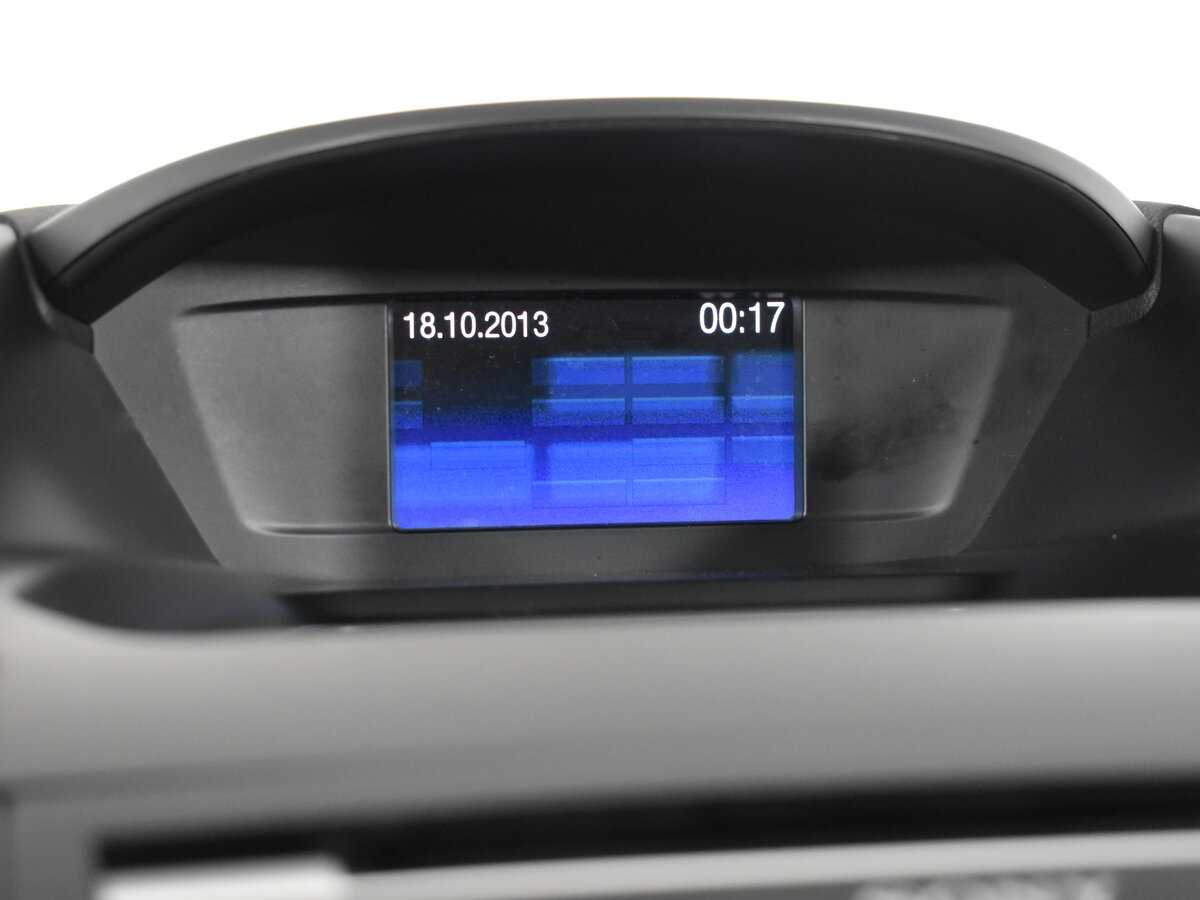 Ford Kuga с пробегом — 2014 год. Фото: #16