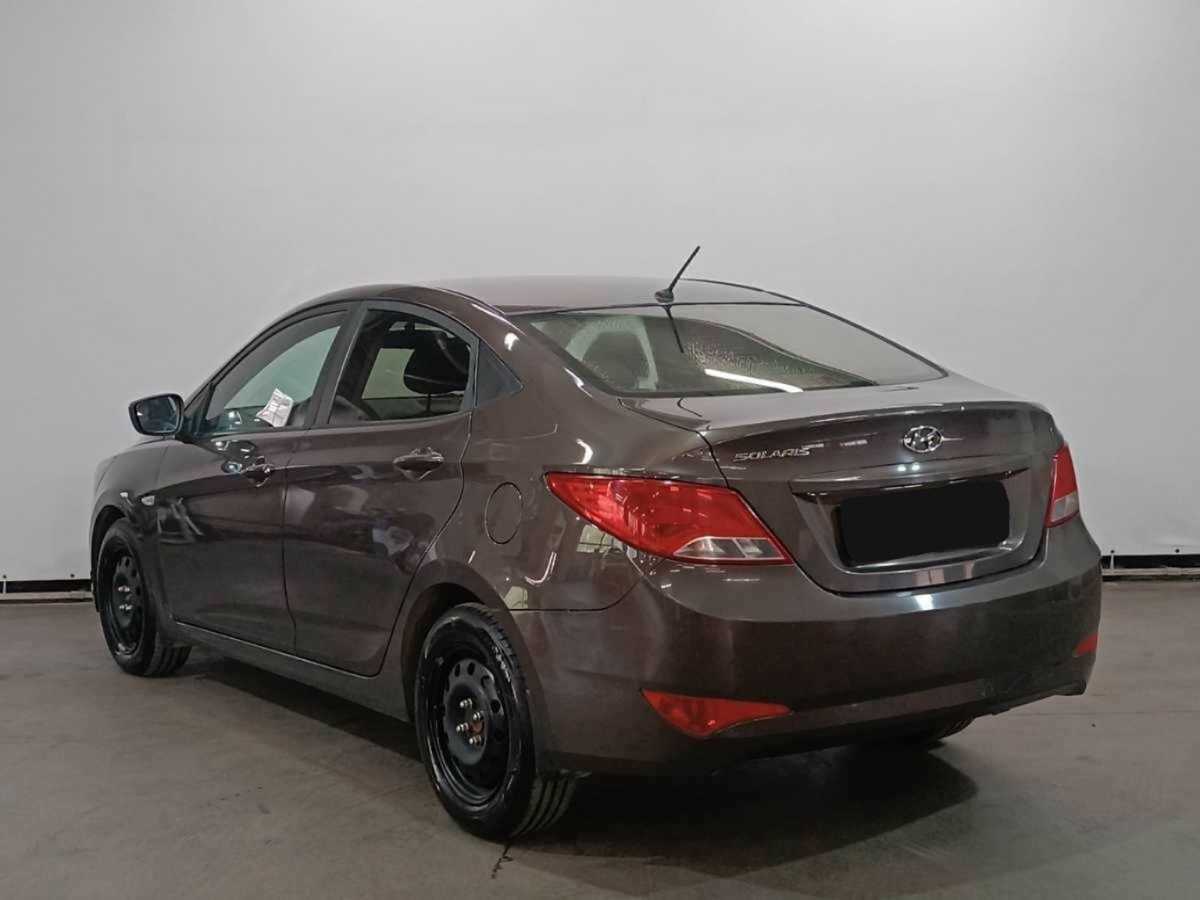 Hyundai Solaris с пробегом — 2016 год. Фото: #6