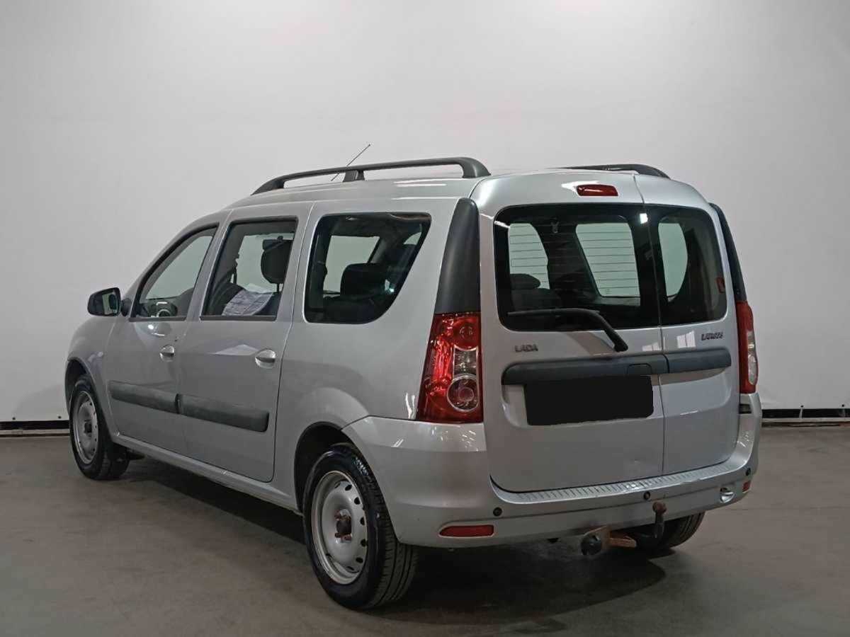 Lada (ВАЗ) Largus с пробегом — 2019 год. Фото: #6