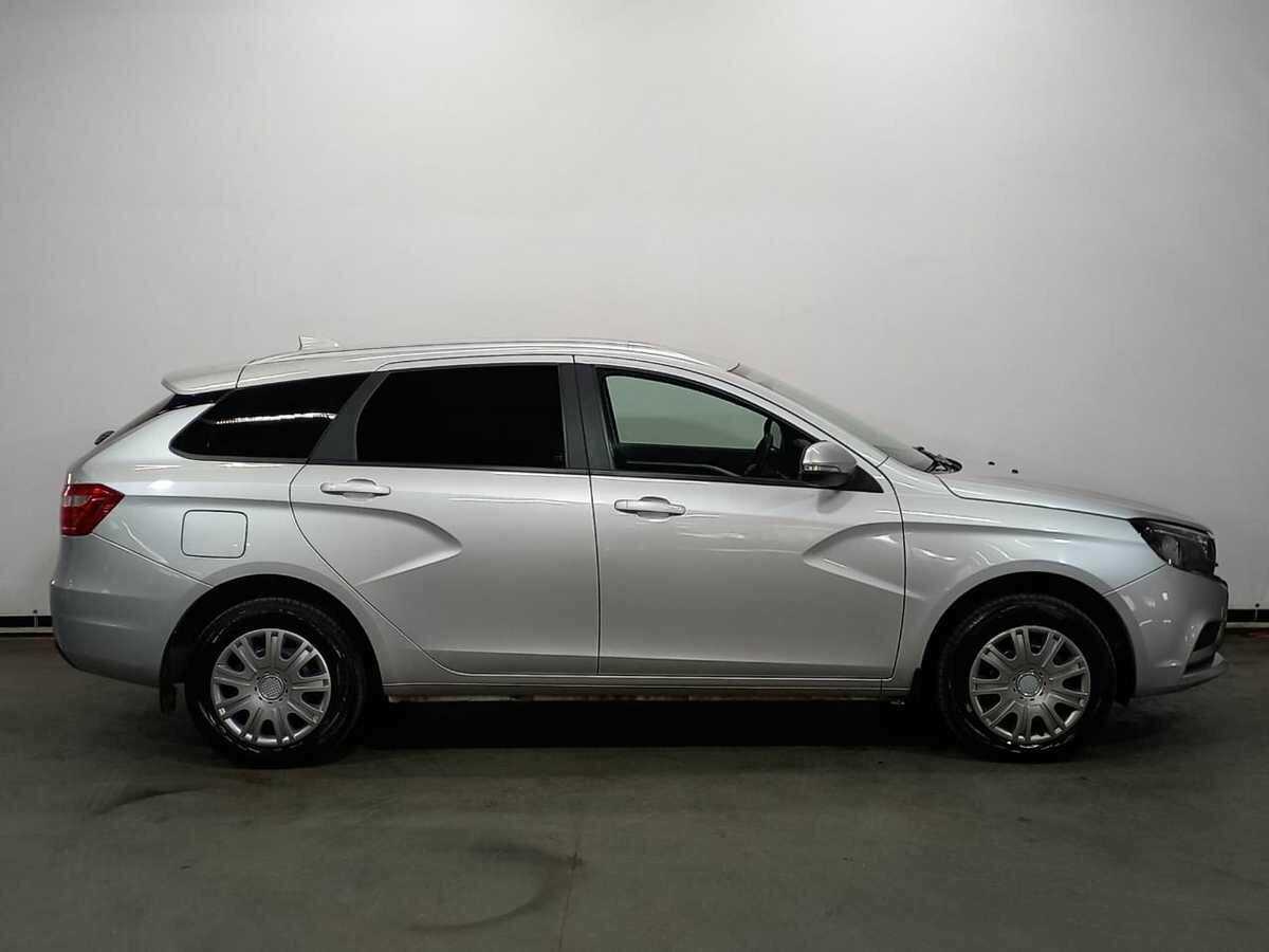 Lada (ВАЗ) Vesta с пробегом — 2021 год. Фото: #3