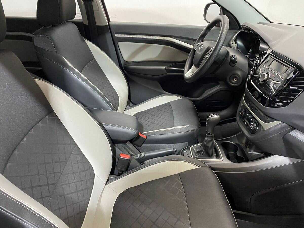 Lada (ВАЗ) Vesta с пробегом — 2020 год. Фото: #9