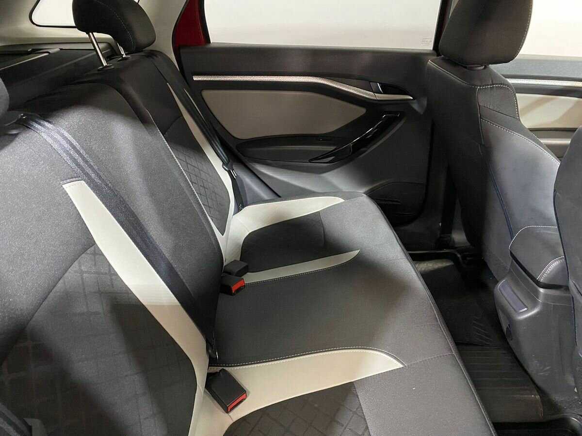 Lada (ВАЗ) Vesta с пробегом — 2020 год. Фото: #10