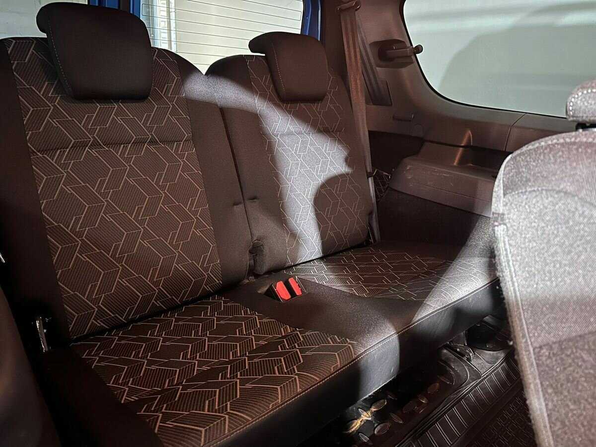 Lada (ВАЗ) Largus с пробегом — 2020 год. Фото: #11