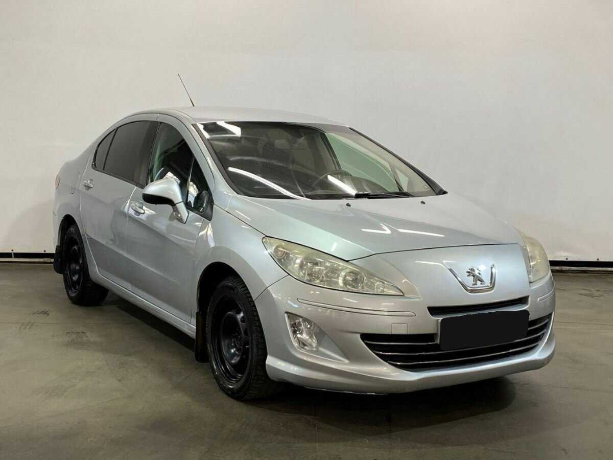 Peugeot 408 с пробегом — 2012 год. Фото: #2