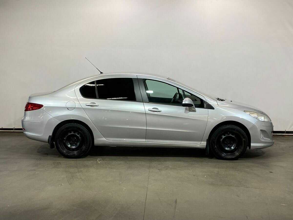 Peugeot 408 с пробегом — 2012 год. Фото: #3