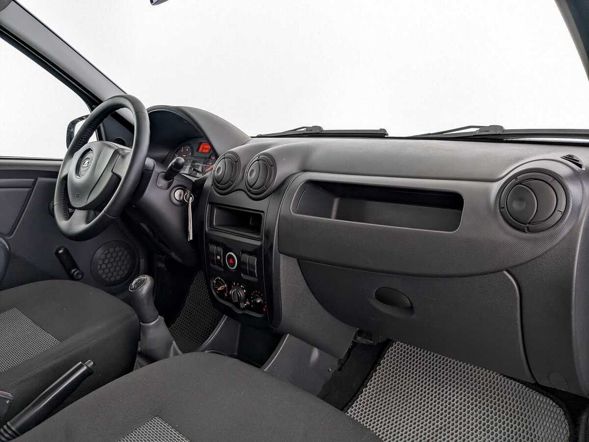 Lada (ВАЗ) Largus с пробегом — 2019 год. Фото: #8