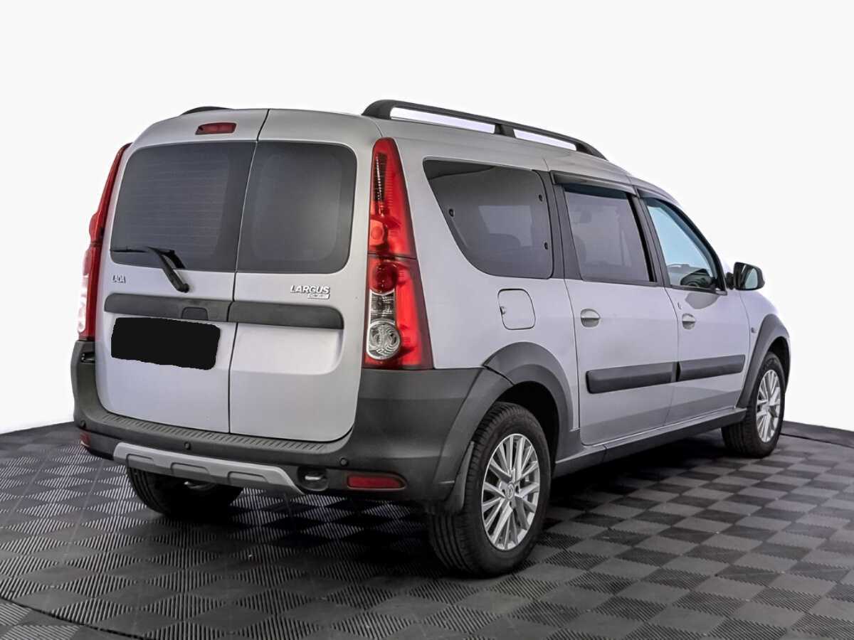 Lada (ВАЗ) Largus с пробегом — 2017 год. Фото: #4