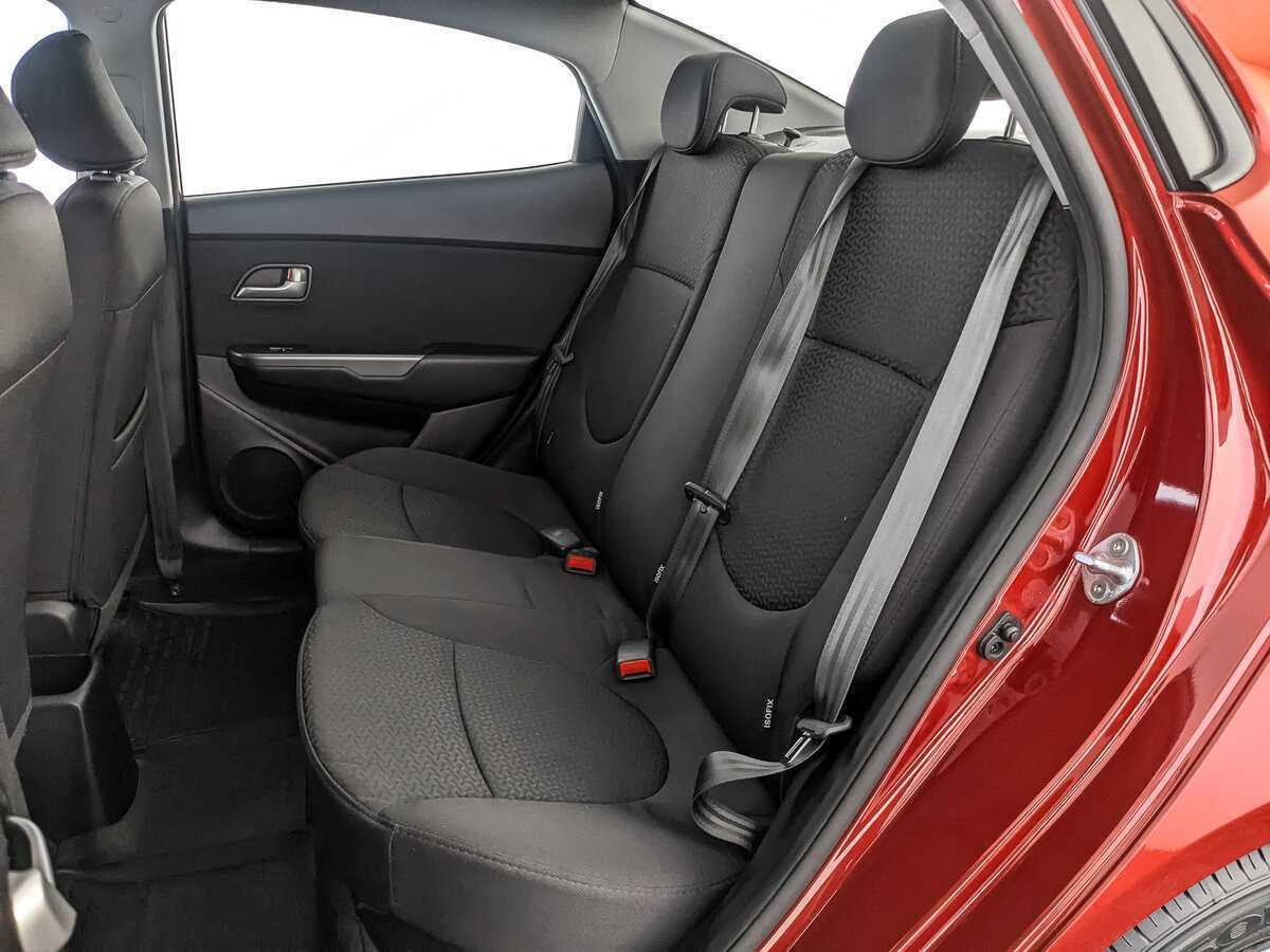 Kia Rio с пробегом — 2016 год. Фото: #13