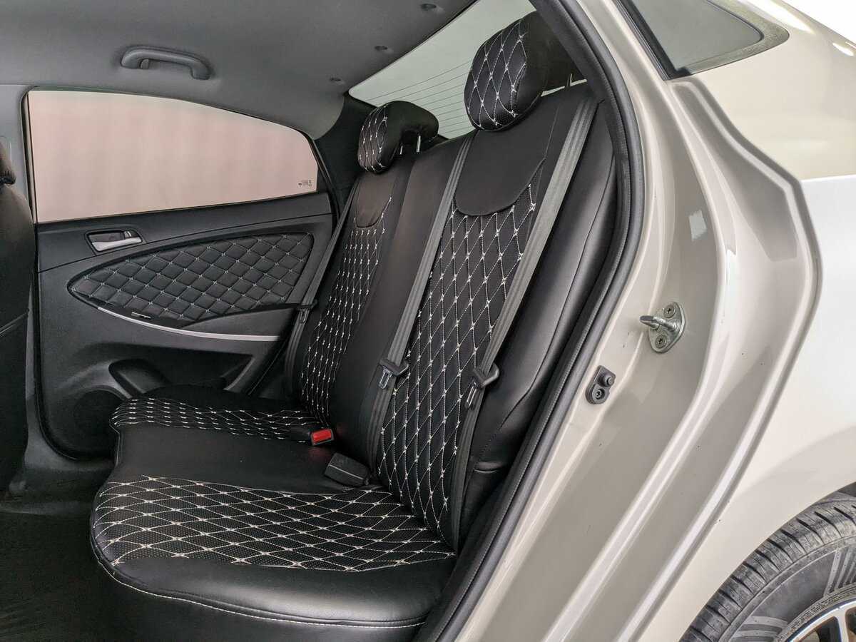 Hyundai Solaris с пробегом — 2015 год. Фото: #9